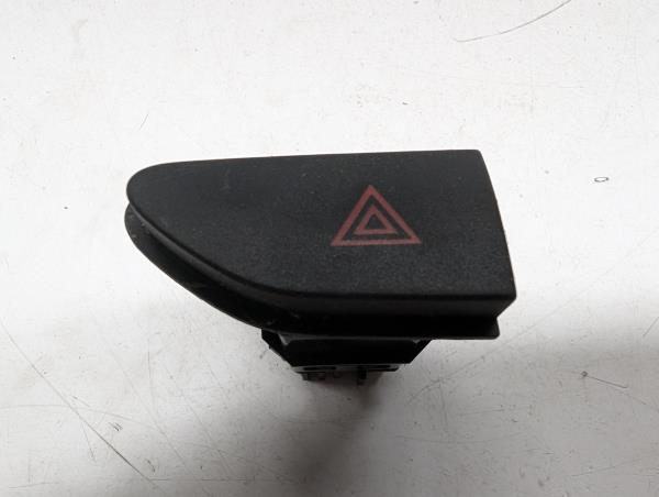BOTAO QUATRO PISCAS RENAULT CLIO IV (BH_) | 12 - 