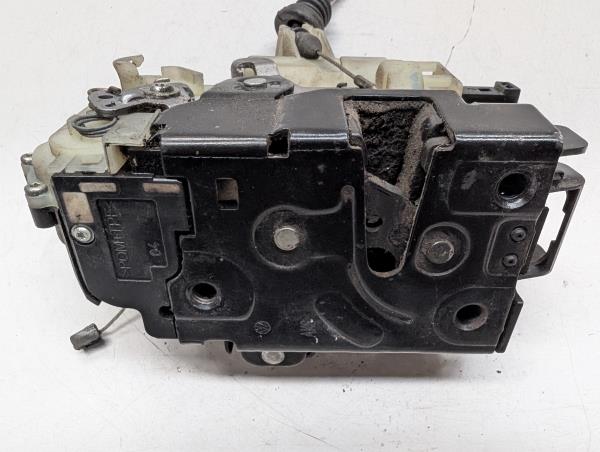 FECHO DA PORTA FRENTE ESQ. SKODA FABIA I (6Y2) | 99 - 08