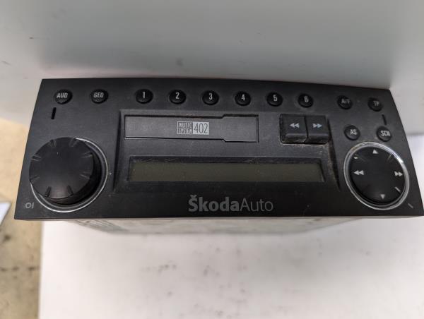 RADIO SKODA FABIA I (6Y2) | 99 - 08 Imagem-0