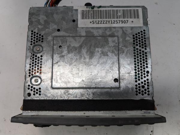 RADIO SKODA FABIA I (6Y2) | 99 - 08 Imagem-1