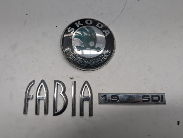 SIMBOLO MARCA SKODA FABIA I (6Y2) | 99 - 08