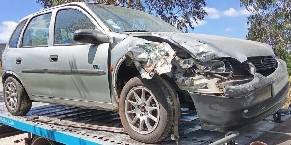 OPEL CORSA B 