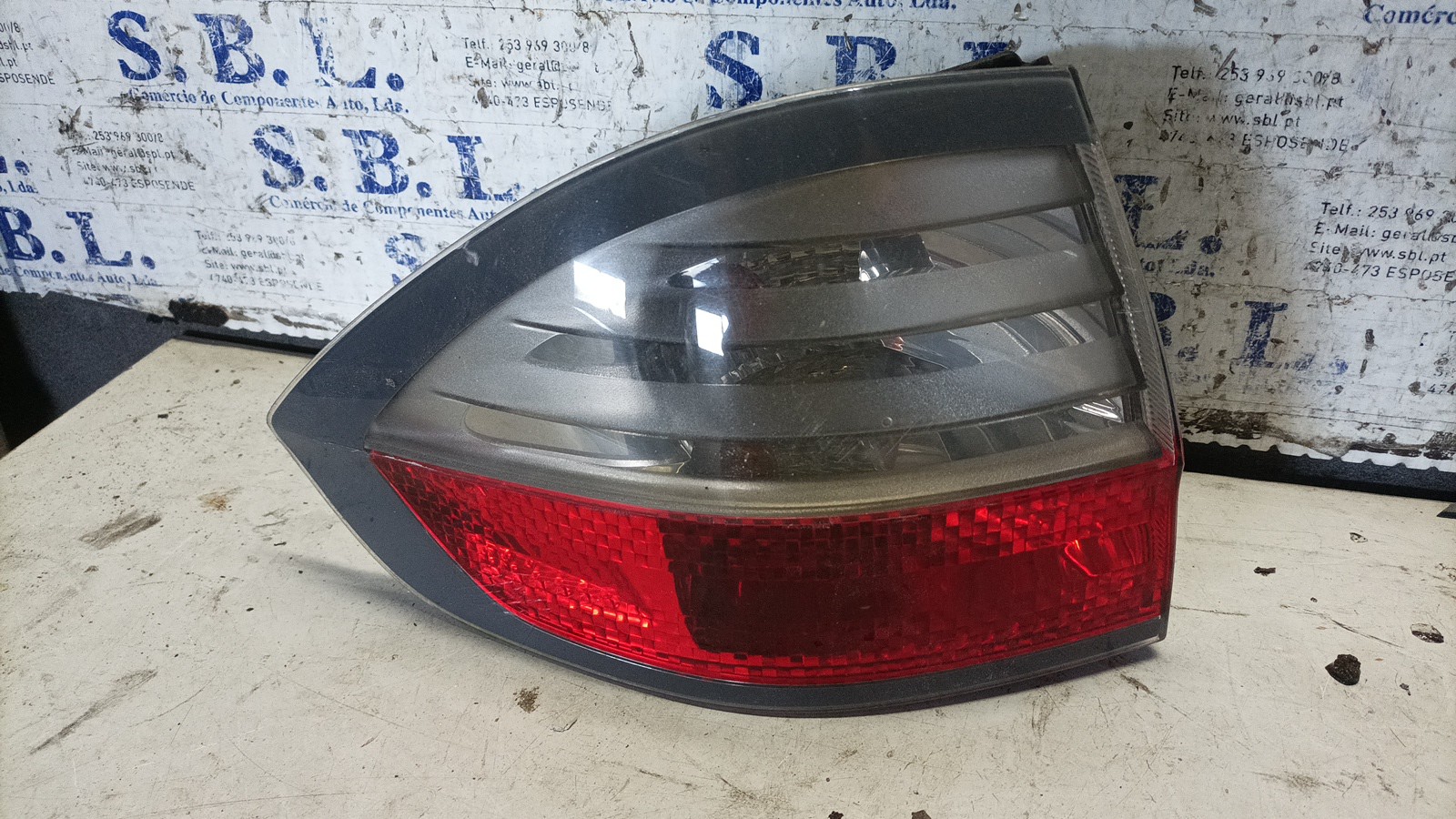 Farolim Stop Esq FORD - ID S_161214