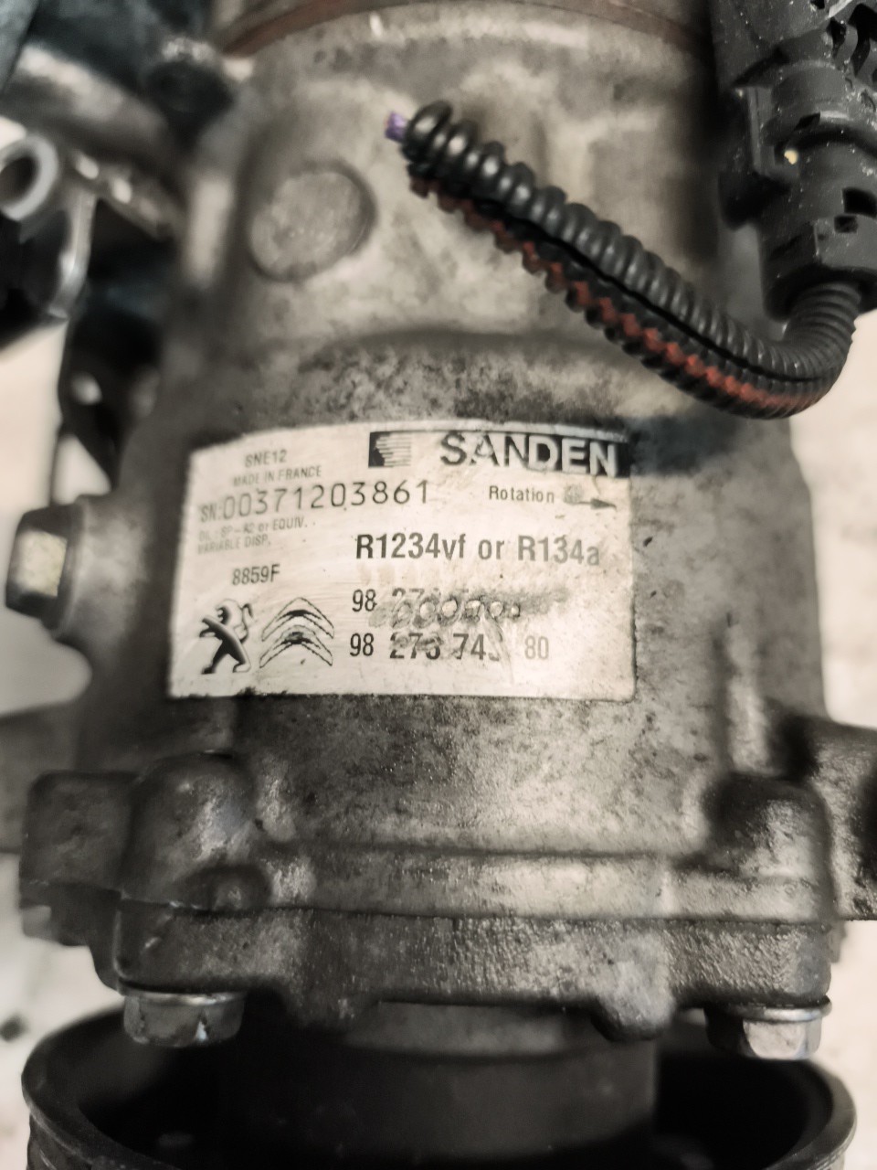 Compressor do Ar condicionado PEUGEOT 208 I (CA_, CC_) | 12 -  Imagem-1