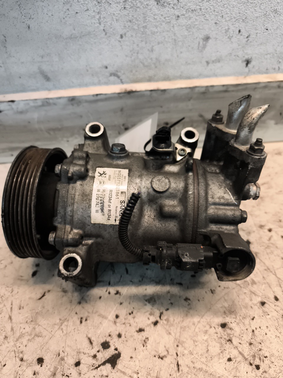Compressor do Ar condicionado PEUGEOT 208 I (CA_, CC_) | 12 -  Imagem-2