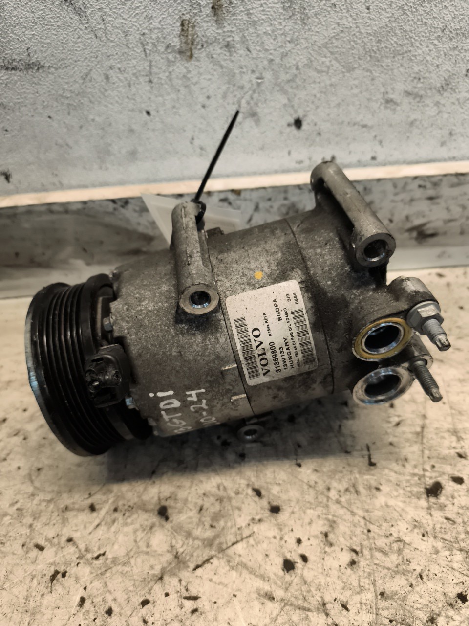 Compressor do Ar condicionado VOLVO V40 Hatchback (525, 526) | 12 -  Imagem-2
