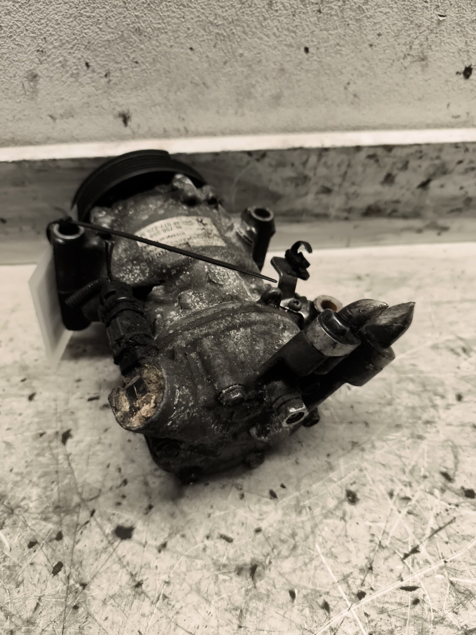 Compressor do Ar condicionado PEUGEOT 208 I (CA_, CC_) | 12 -  Imagem-1