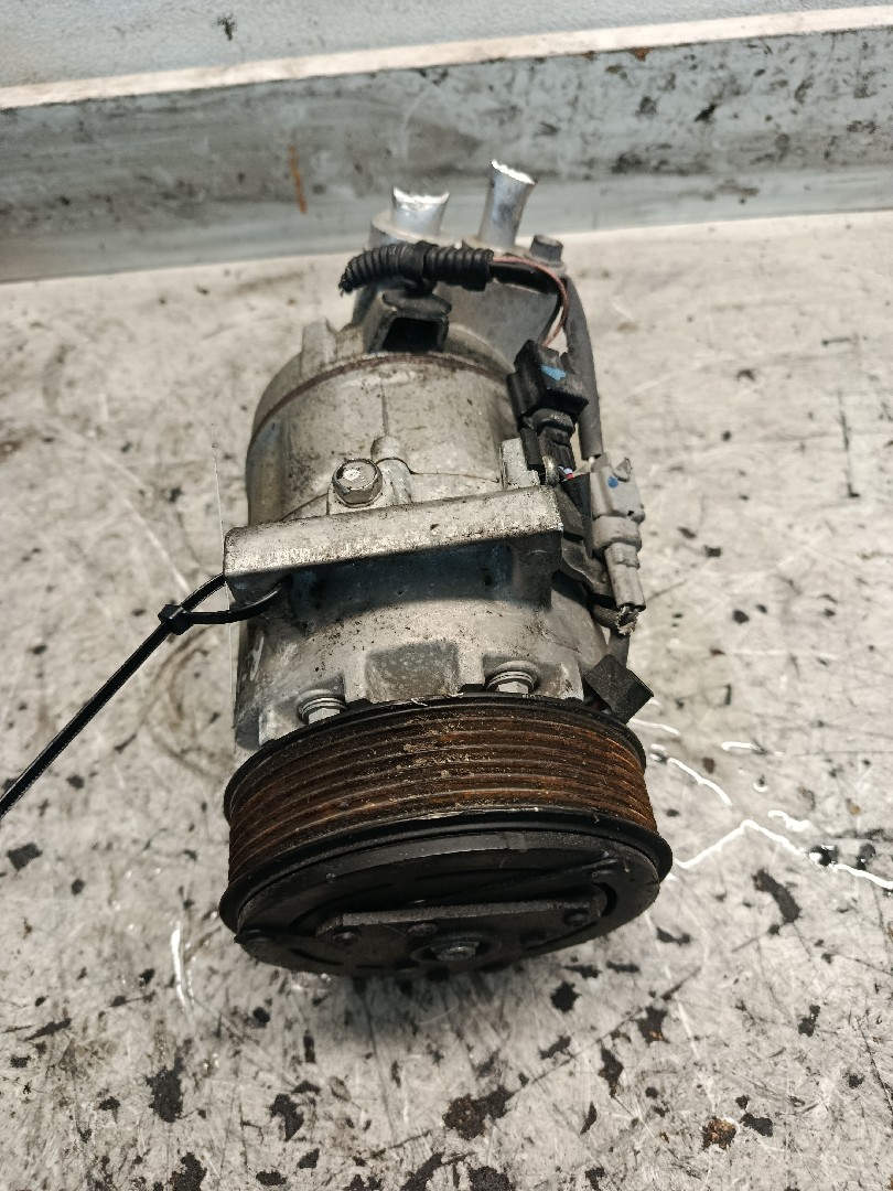 Compressor do Ar condicionado RENAULT - ID S_179018