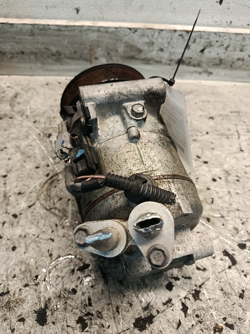 Compressor do Ar condicionado RENAULT CLIO IV (BH_) | 12 -  Imagem-1