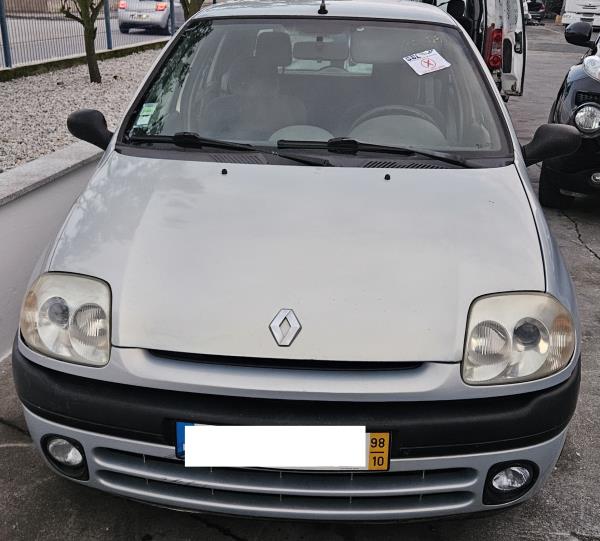 CLIO II  RENAULT - ID V_CVFV165708