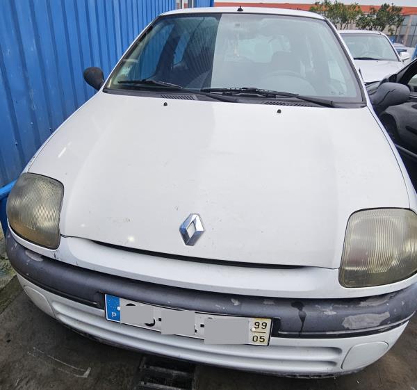 RENAULT CLIO II 