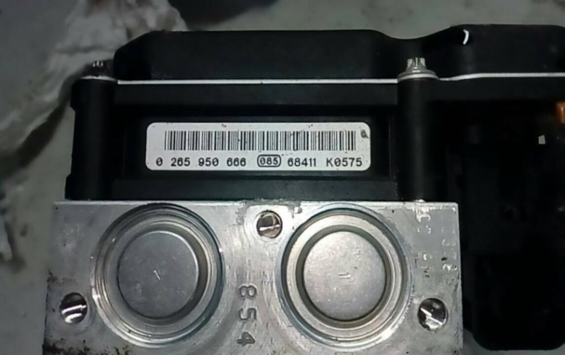 ABS BMW 5 (E60) | 01 - 10 Imagem-2