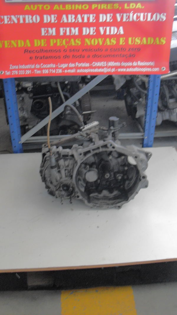 Caixa de Velocidades VOLKSWAGEN PASSAT (3A2, 35I) | 88 - 97 Imagem-3