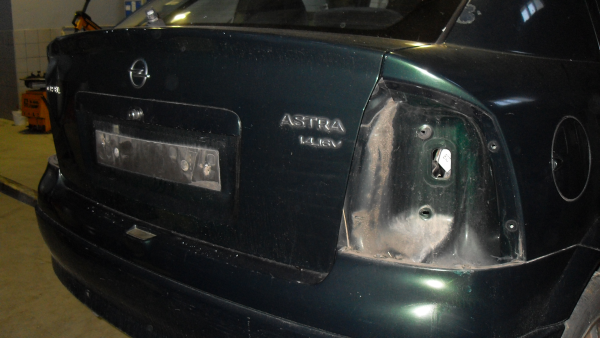 ASTRA G três volumes  OPEL - ID V_CVFV20150187