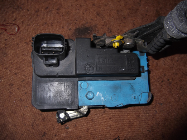 Fecho da Porta Frente Dto VOLVO S60 I (384) | 00 - 10 Imagem-1
