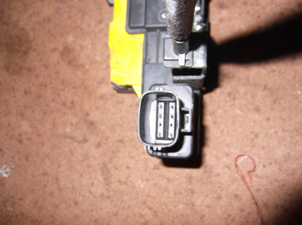 Fecho da Porta Trás Dto VOLVO S60 I (384) | 00 - 10 Imagem-2