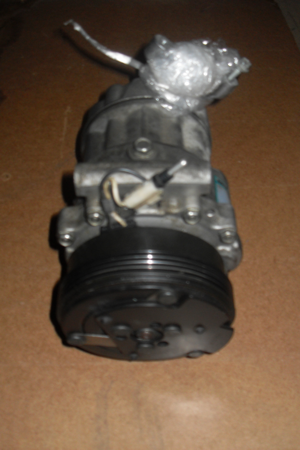 A/C Copmpressor RENAULT CLIO III (BR0/1, CR0/1) | 05 -  Imagem-1