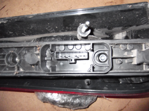 Farolim Stop Dto FORD FOCUS C-MAX (DM2) | 03 - 07 Imagem-2