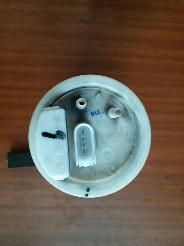 Boia do Combustível VOLKSWAGEN GOLF IV (1J1) | 97 - 07