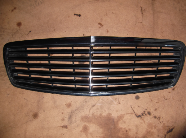 Grelha da Frente MERCEDES-BENZ E CLASSE 250 (211)