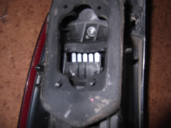 Farolim Stop Dto OPEL CORSA C (X01) | 00 - 09 Imagem-1