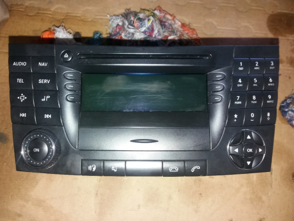 Radio MERCEDES-BENZ C-CLASS (W204) | 07 - 15