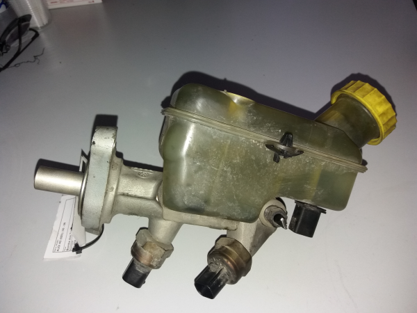 Bomba dos Travões AUDI A2 (8Z0) | 00 - 05