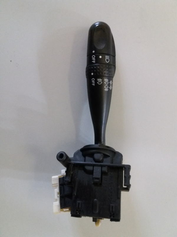 Interruptor de Piscas TOYOTA COROLLA (_E12_) | 01 - 07 Imagem-1