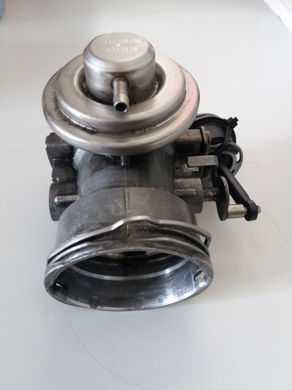 EGR VOLKSWAGEN PASSAT (3B3) | 00 - 05 Imagem-1