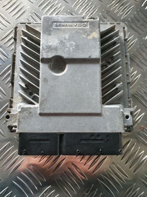 Engine Module VOLKSWAGEN PASSAT (3C2) | 05 - 10 Imagem-1