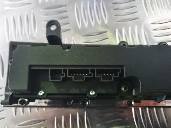 Painel 4 Piscas MERCEDES-BENZ C-CLASS (W204) | 07 - 15 Imagem-1