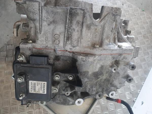 Caixa de Velocidades VOLVO V40 Combi (645) | 95 - 04 Imagem-1