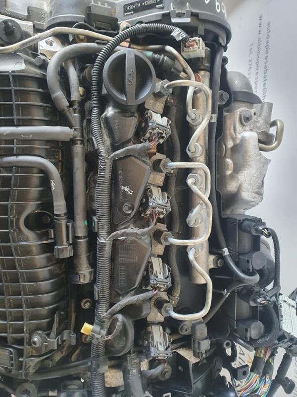Engine VOLVO V40 Combi (645) | 95 - 04 Imagem-1