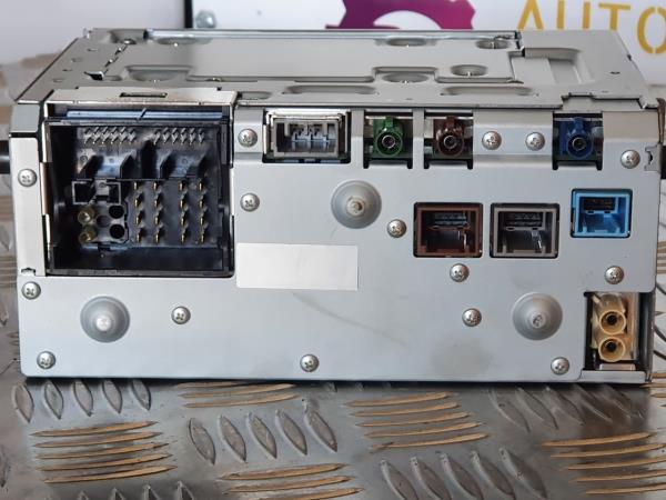 Radio VOLVO V40 Combi (645) | 95 - 04 Imagem-1