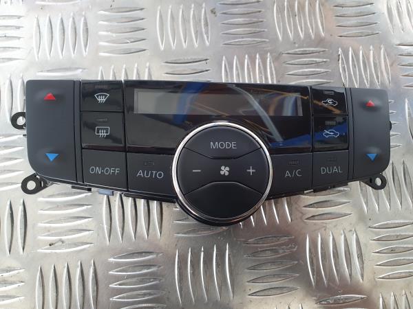 Climatrónic NISSAN PULSAR Hatchback (C13) | 12 - 