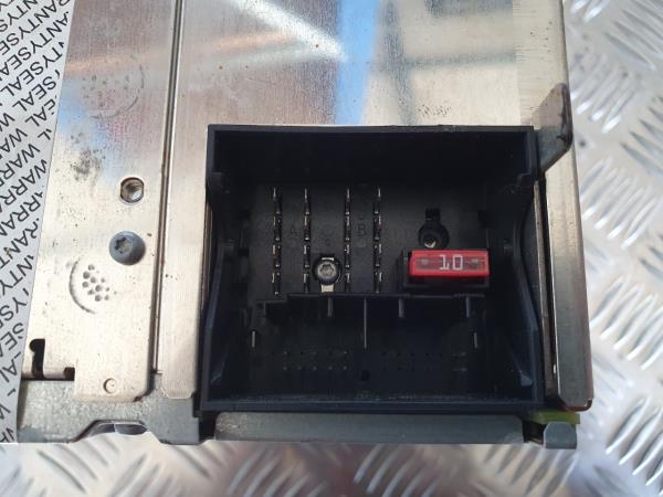 Radio VOLKSWAGEN TOURAN (1T1, 1T2) | 03 - 10 Imagem-1