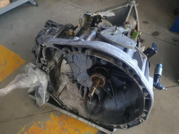 Caixa de Velocidades RENAULT LAGUNA II (BG0/1_) | 01 - 07