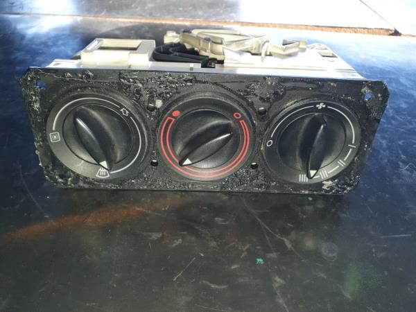 Regulador de Chaufagem AUDI A4 (8D2, B5) | 94 - 01