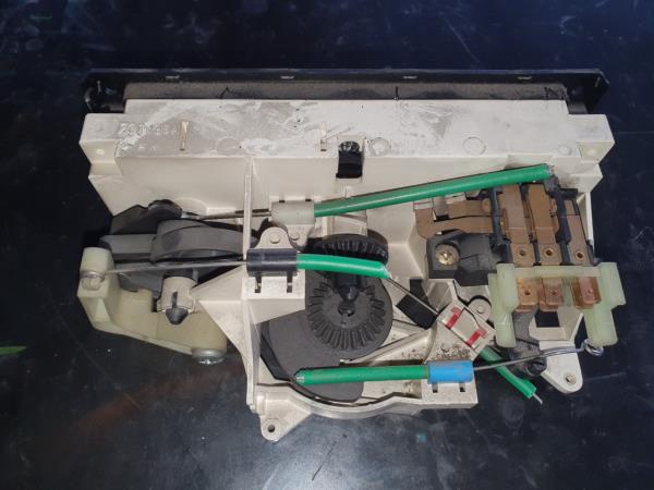Regulador de Chaufagem AUDI A4 (8D2, B5) | 94 - 01 Imagem-1