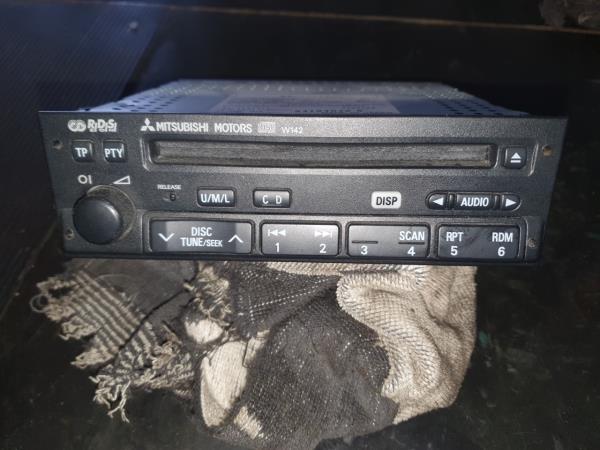 Radio MITSUBISHI SPACE STAR Veículo multiuso (DG_A) | 98 - 04