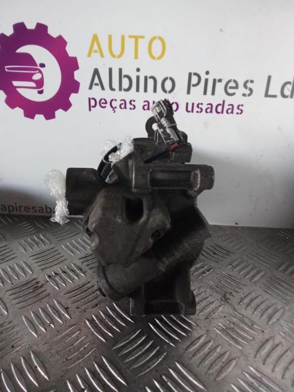 Compressor do Ar condicionado TOYOTA COROLLA (_E12_) | 01 - 07 Imagem-2