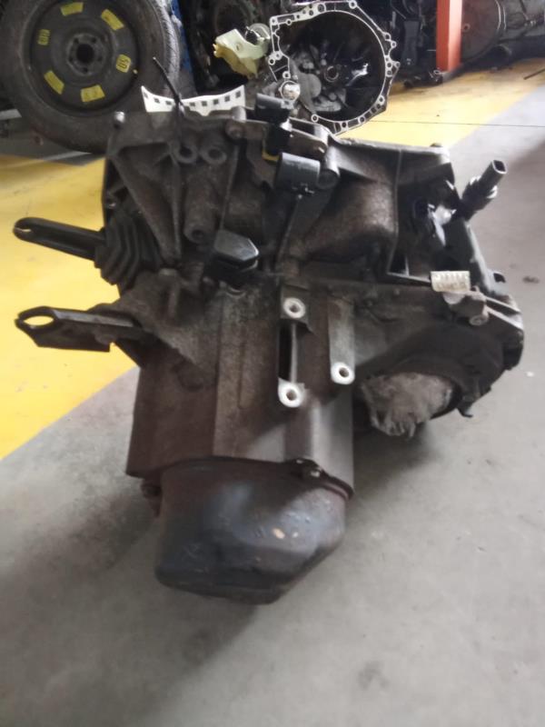 Caixa de Velocidades RENAULT CLIO II (BB_, CB_) | 98 -  Imagem-2