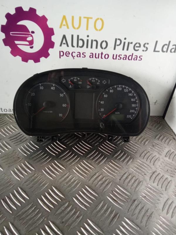 Quadrante VOLKSWAGEN POLO (9N_) | 01 - 14 Imagem-1