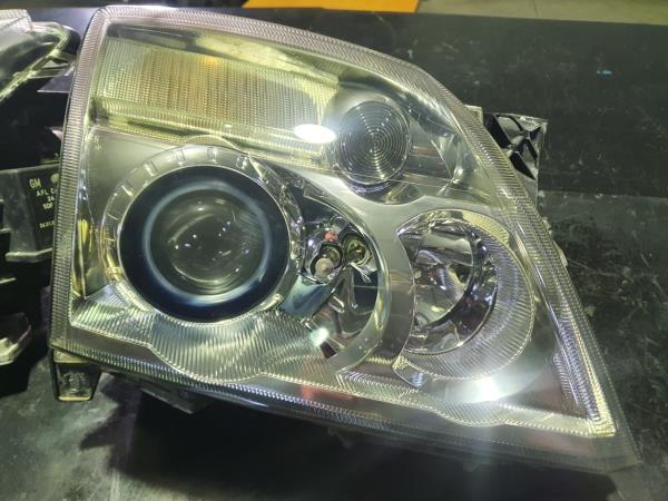 Ótica Dto Xenon OPEL VECTRA C (Z02) | 02 - 09 Imagem-1