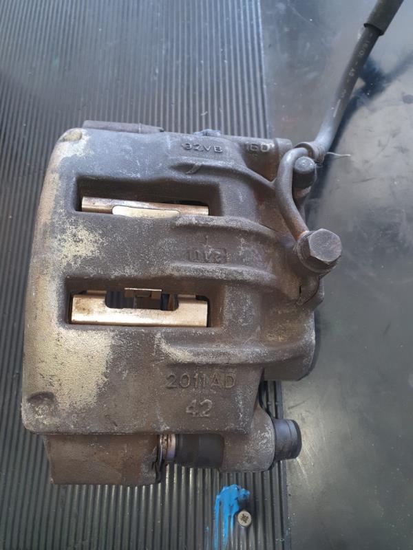 Bombito Frt Esq FORD TRANSIT Caixa (E_ _) | 94 - 00