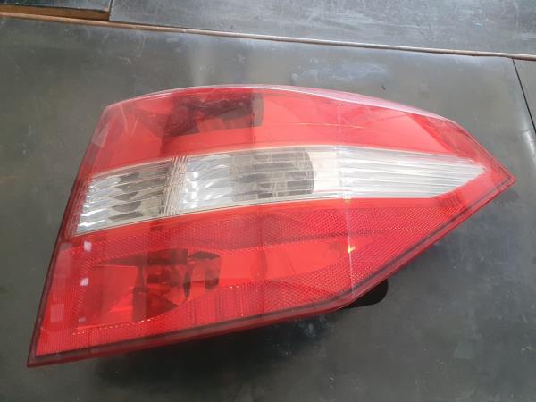 Left Tail Light  RENAULT LAGUNA II (BG0/1_) | 01 - 07 Imagem-1