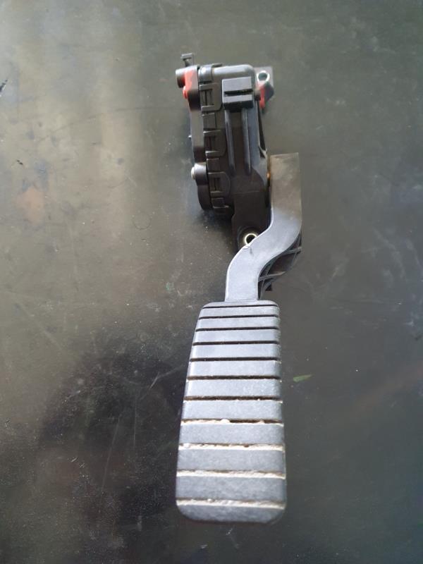 Pedal de Acelerador RENAULT LAGUNA II (BG0/1_) | 01 - 07 Imagem-1