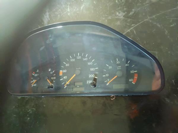 Quadrante MERCEDES-BENZ C-CLASS (W202) | 93 - 00 Imagem-1