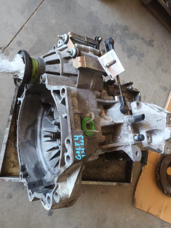 Caixa de Velocidades VOLKSWAGEN GOLF IV (1J1) | 97 - 07 Imagem-1