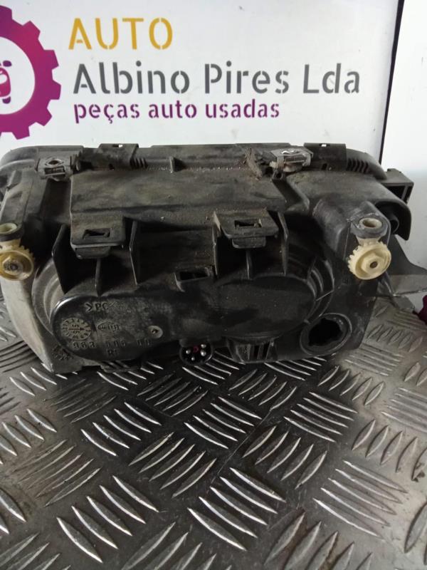 Ótica Dto AUDI A3 (8L1) | 96 - 06 Imagem-1